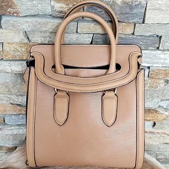 Tan Faux Leather Extra Large Shoulder Tote Bag With Removable Strap - Picture 11 of 16